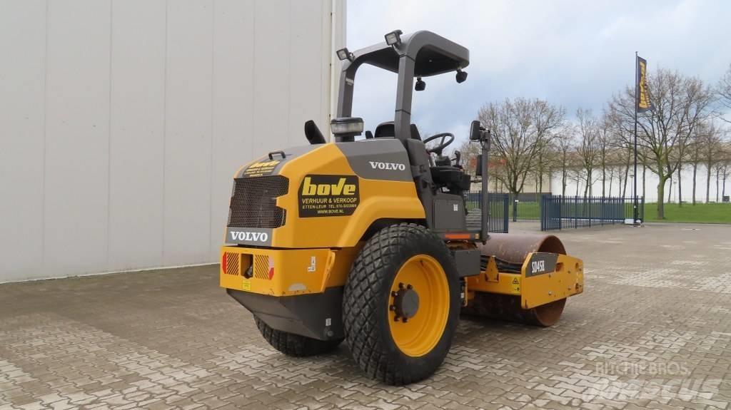 Volvo SD 45 B Ühe trumliga rullid