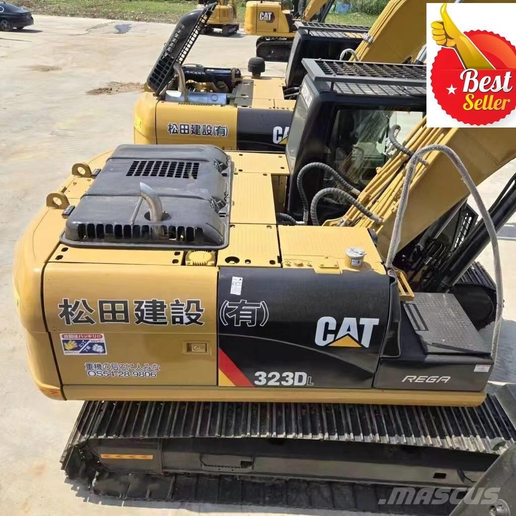 CAT 323 D L Roomikekskavaatorid