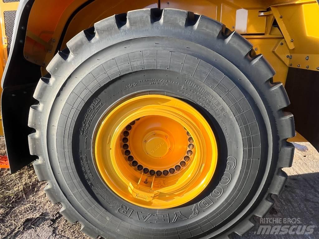 Volvo L 220 H Rataslaadurid