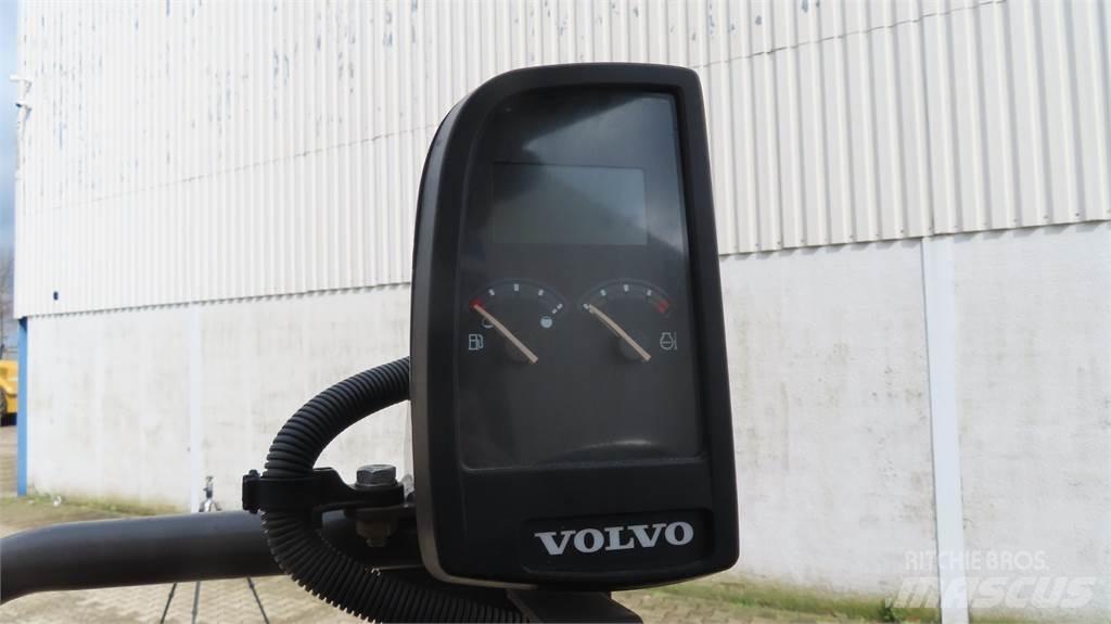 Volvo SD 45 B Ühe trumliga rullid