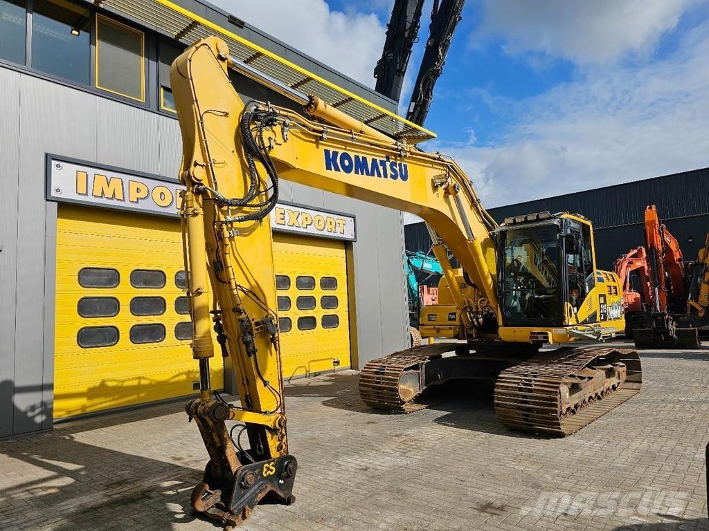 Komatsu HB215LC-2 Roomikekskavaatorid