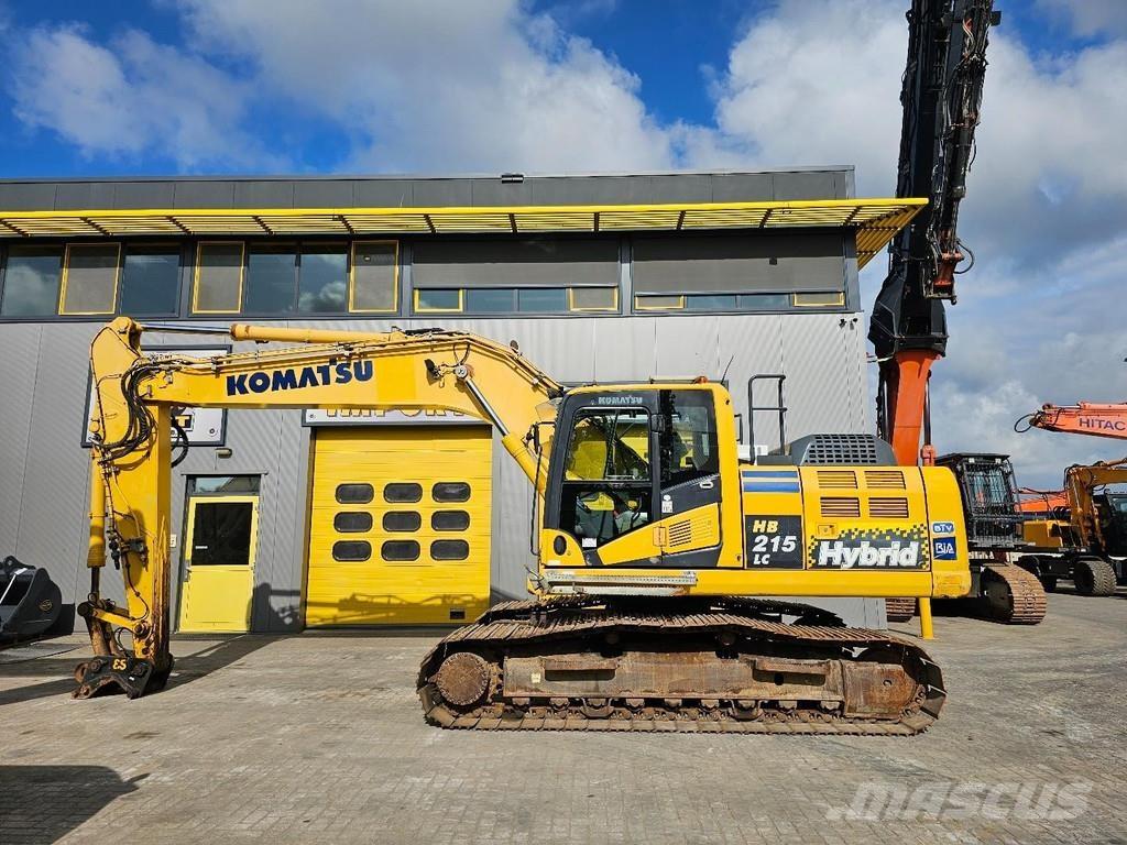 Komatsu HB215LC-2 Roomikekskavaatorid
