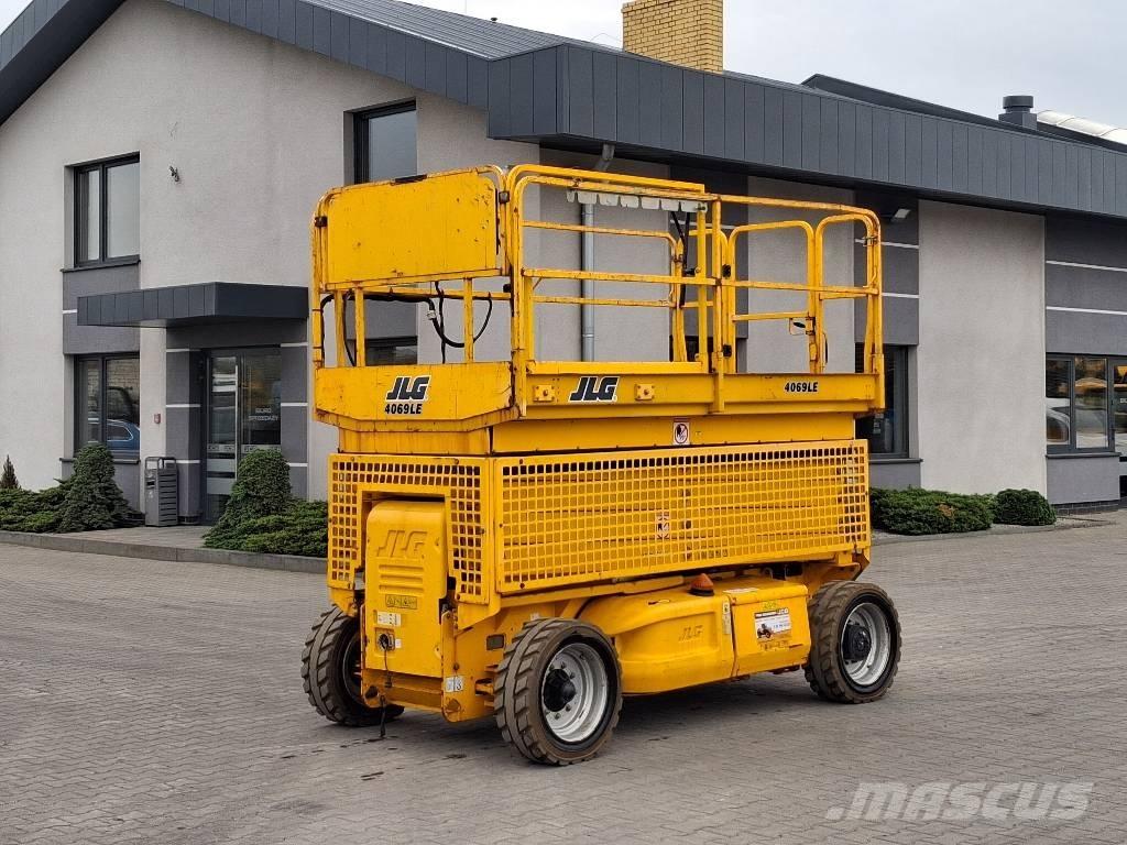 JLG 4069 LE Käärtõstukid