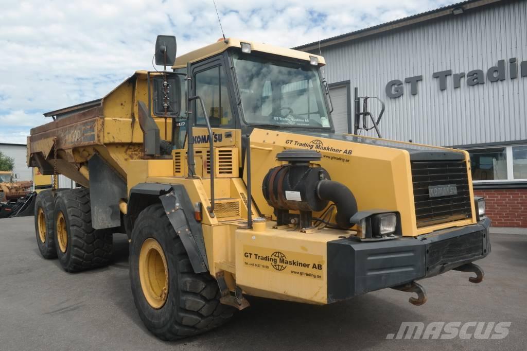 Komatsu HM 300-2 Liigendraamiga pinnaseveokid