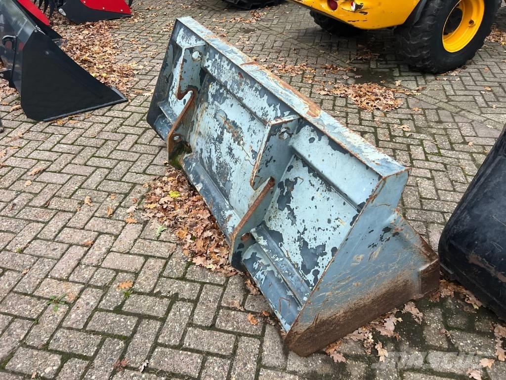 Kramer 318 Rataslaadurid