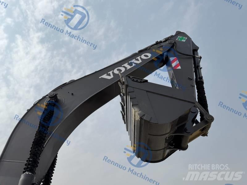 Volvo EC 300 D L Roomikekskavaatorid