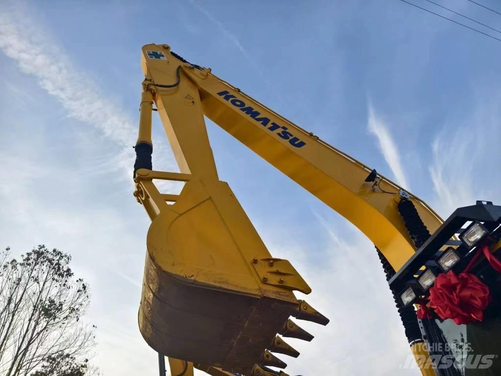 Komatsu PC 240 LC-8 Roomikekskavaatorid