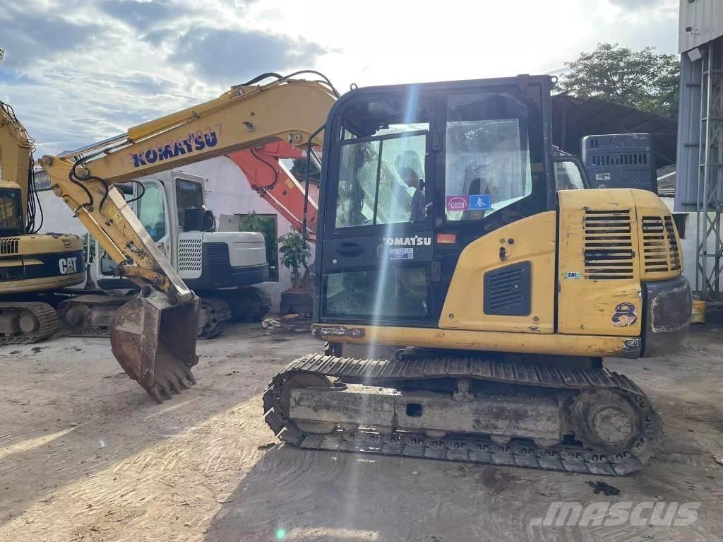 Komatsu PC 60-8 Roomikekskavaatorid