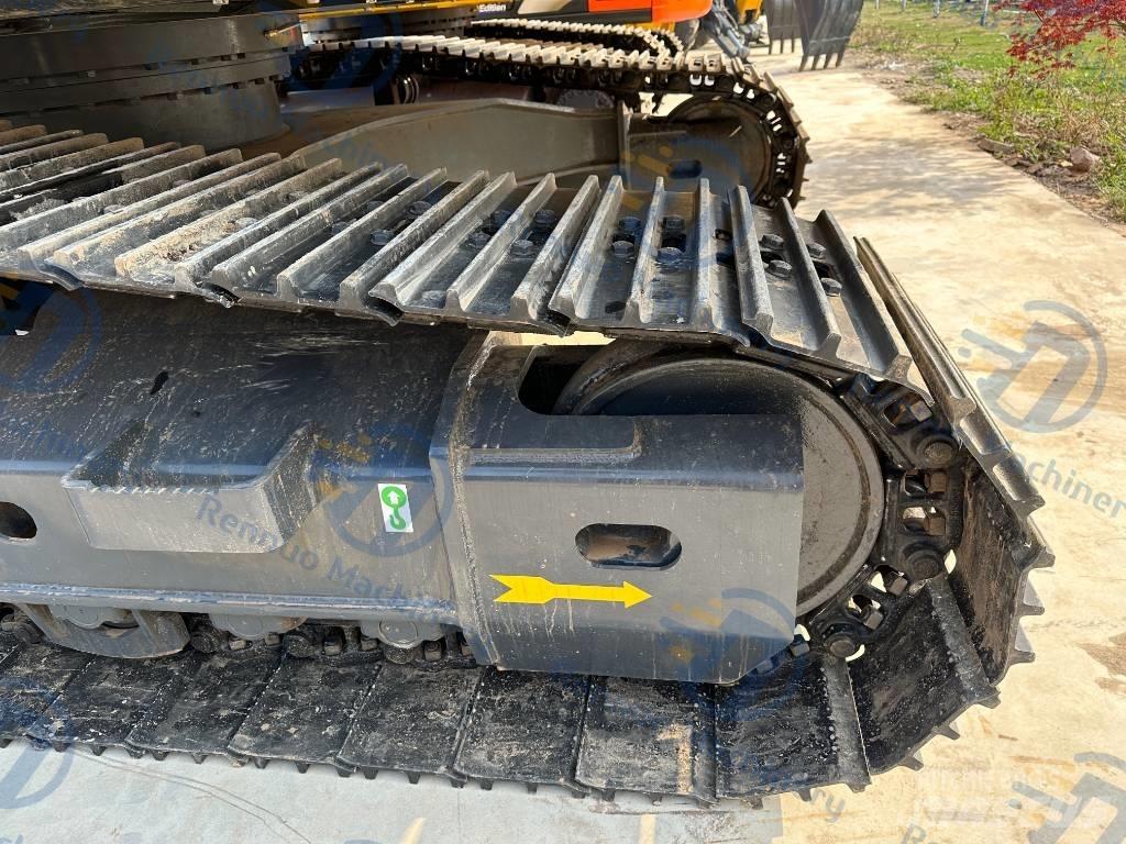 Doosan DX 300LC-9C Roomikekskavaatorid
