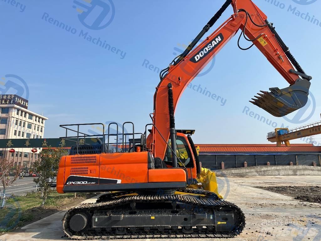 Doosan DX 300LC-9C Roomikekskavaatorid