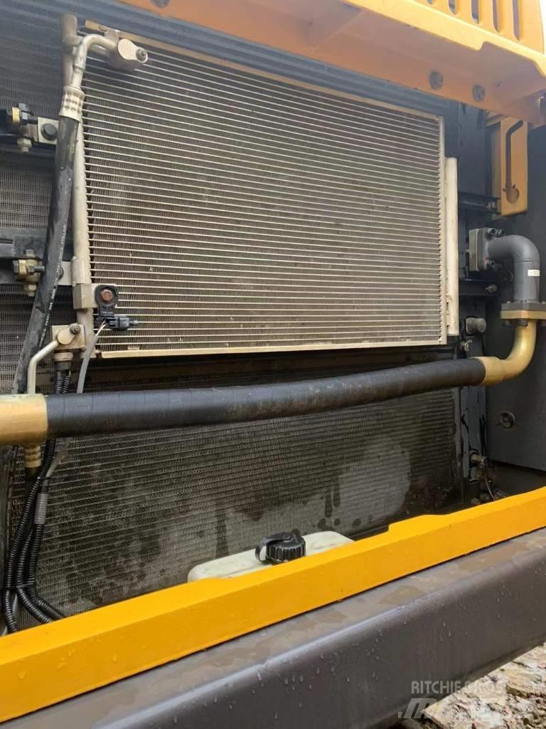 Volvo EC 300 D Roomikekskavaatorid