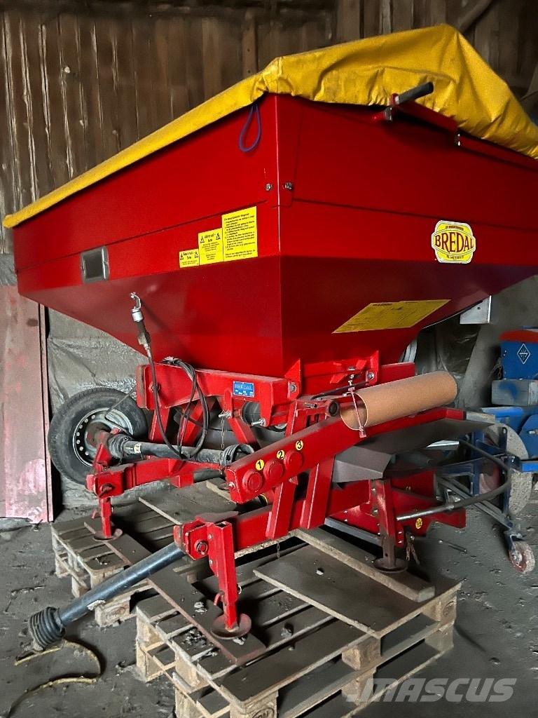 Bredal F 2 Sõnnikulaoturid
