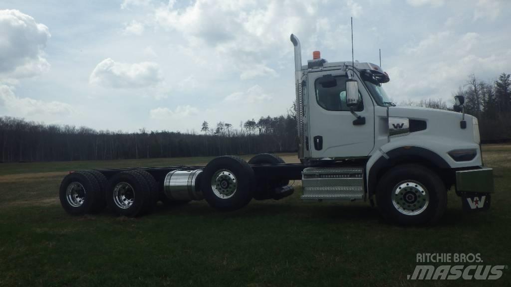 Western Star 49 X Raamautod