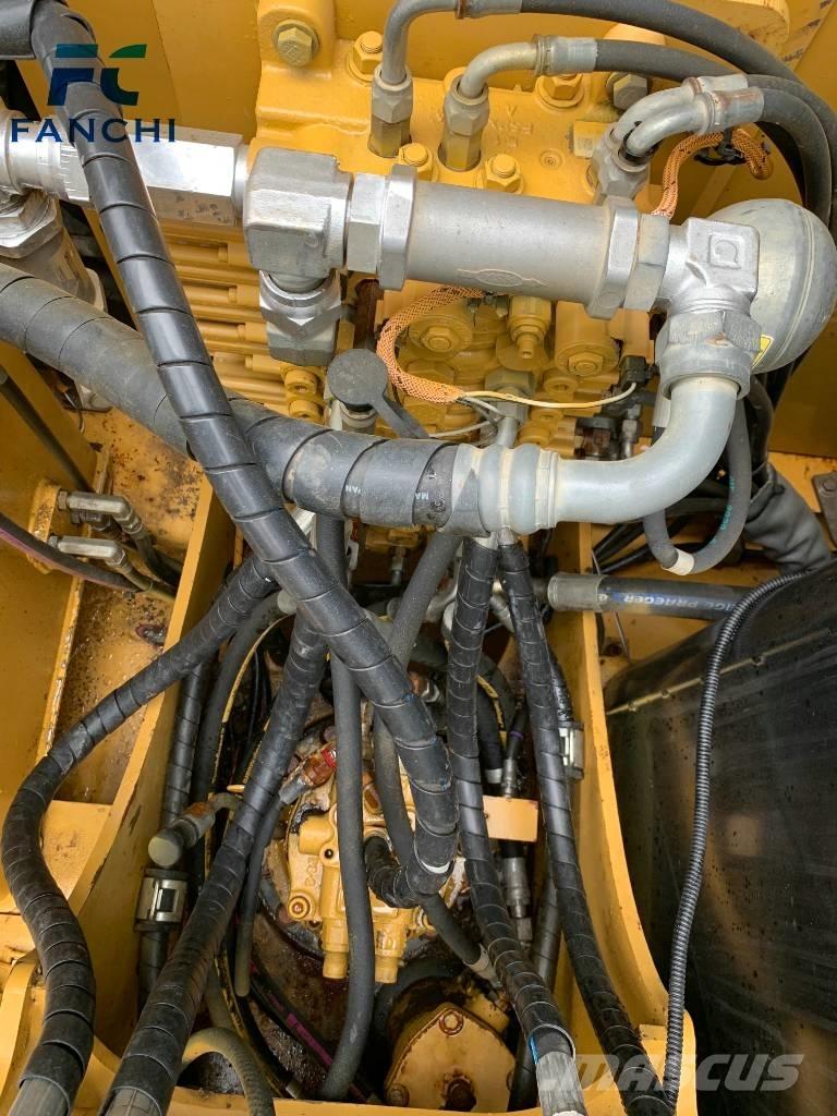 CAT 307E Roomikekskavaatorid