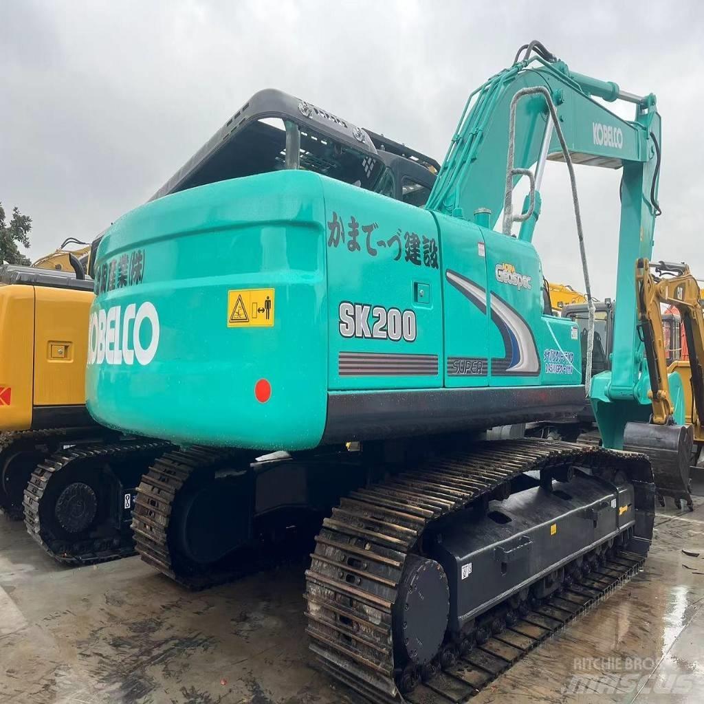 Kobelco SK 200-8 Roomikekskavaatorid