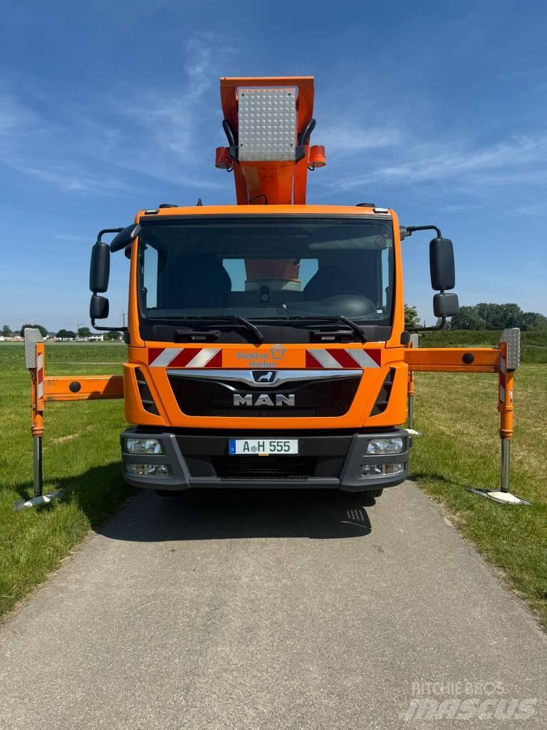 Palfinger P 300 KS Auto korvtõstukid