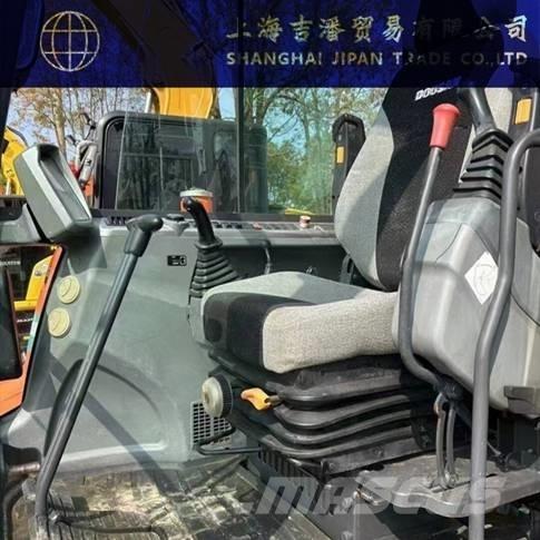 Doosan DX 60 Roomikekskavaatorid