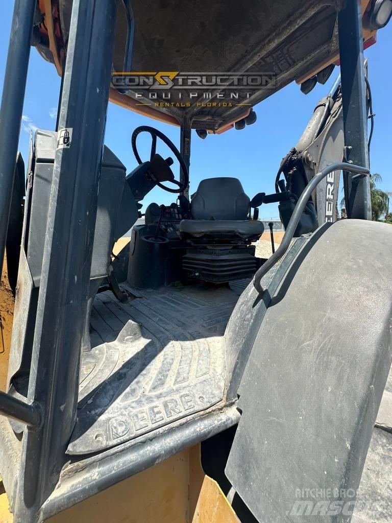 DEERE 410J Ekskavaatorlaadurid