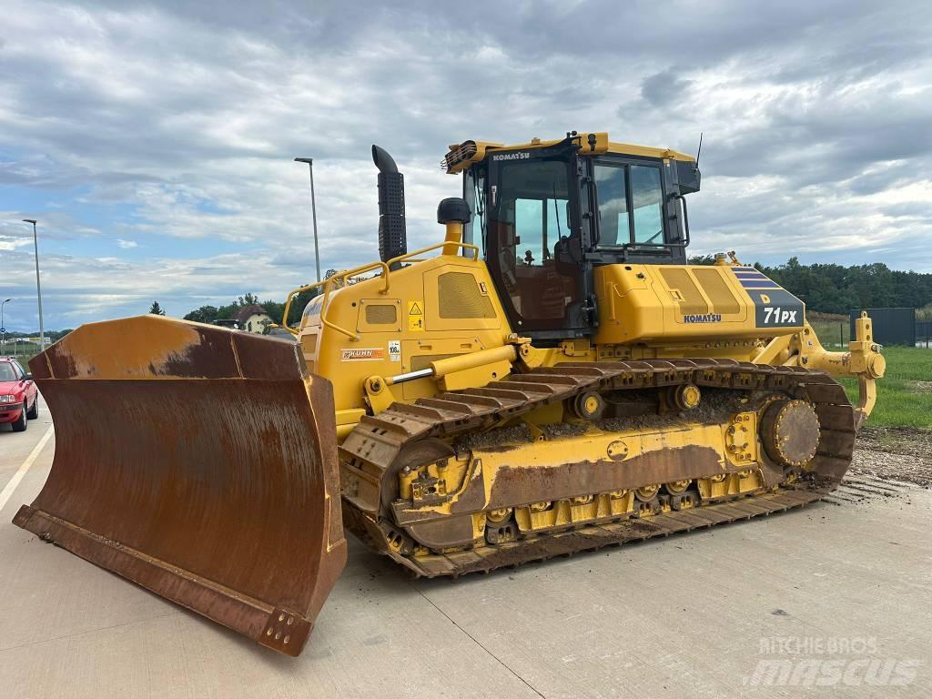 Komatsu D 71PX-24 E0 Buldooserid