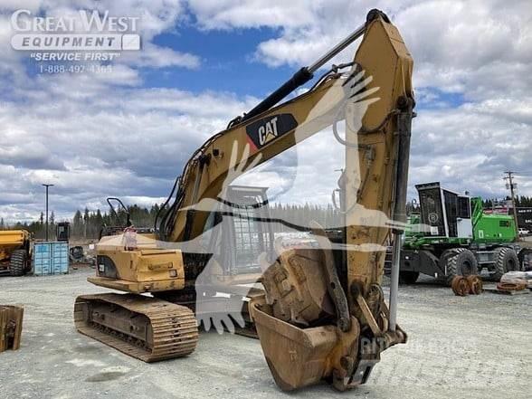 CAT 320D Roomikekskavaatorid
