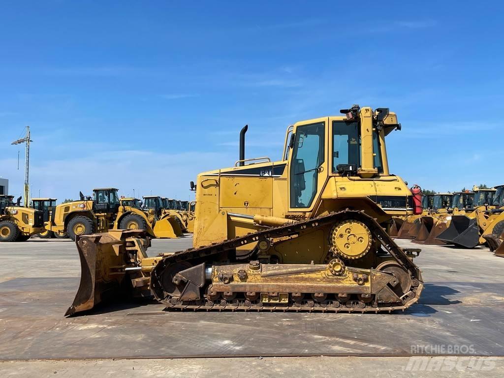 CAT D6N XL Buldooserid