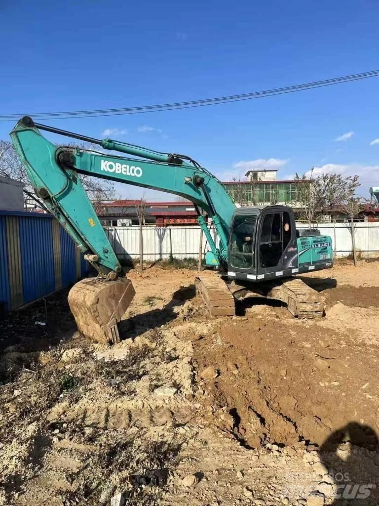 Kobelco SK 200-8 Roomikekskavaatorid