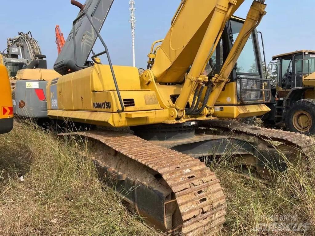 Komatsu PC 360 Roomikekskavaatorid