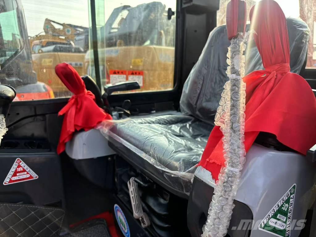 Kubota 55 Roomikekskavaatorid