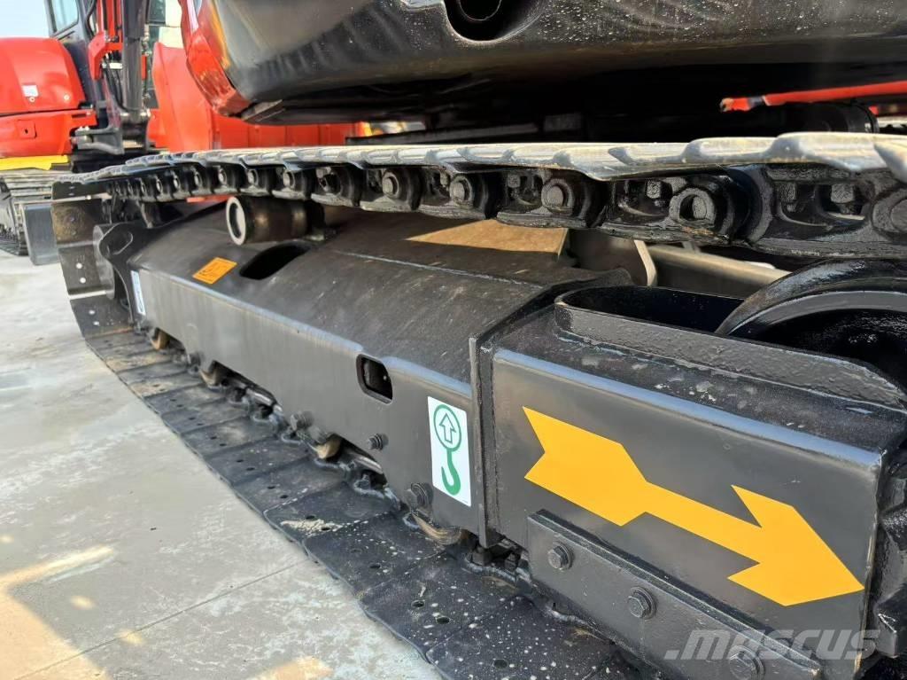 Kubota 55 Roomikekskavaatorid