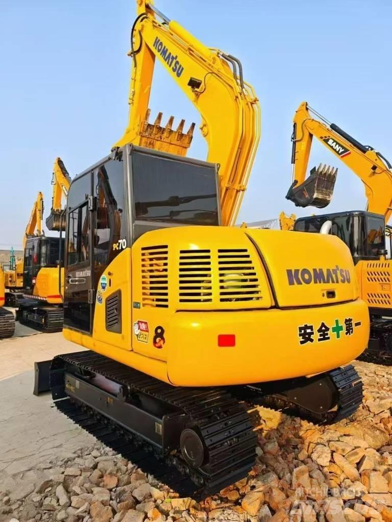 Komatsu 70-8 Roomikekskavaatorid