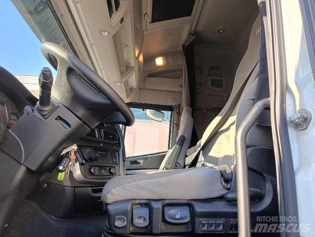 Iveco STRALIS 510 XP Sadulveokid