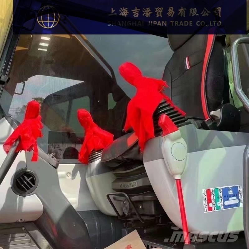 Komatsu PC 220 Roomikekskavaatorid