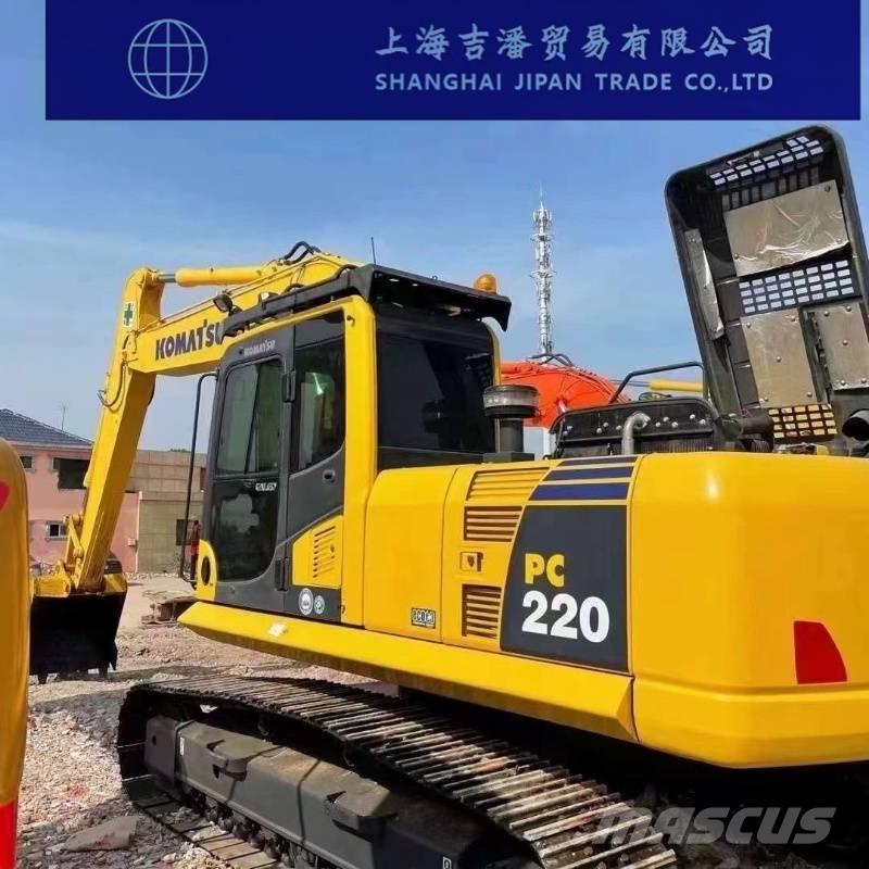 Komatsu PC 220 Roomikekskavaatorid