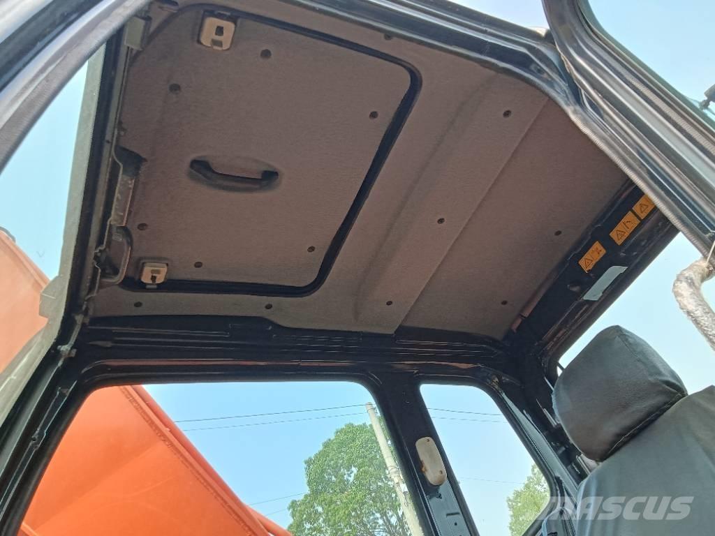 Hitachi ZX 160 Roomikekskavaatorid