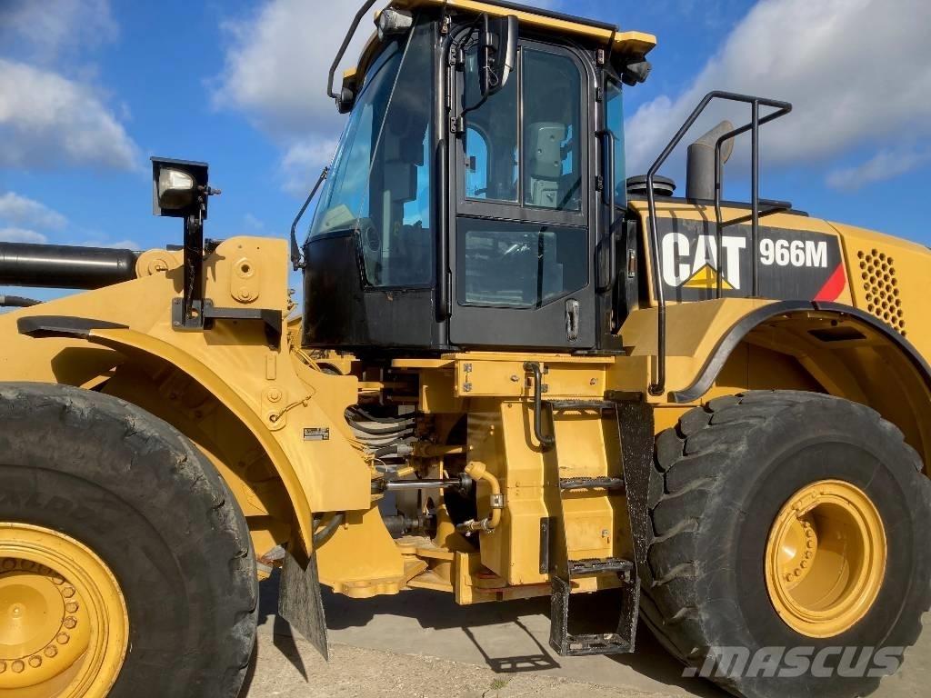 CAT 966 M Rataslaadurid