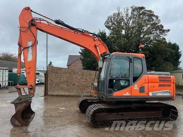 Doosan DX 140 LC-3 Roomikekskavaatorid