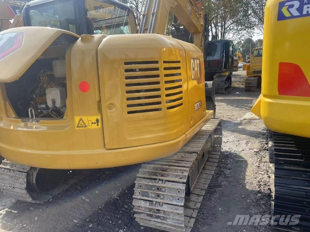 CAT 307 Roomikekskavaatorid