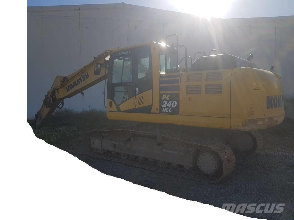Komatsu PC240NLC-10 Roomikekskavaatorid