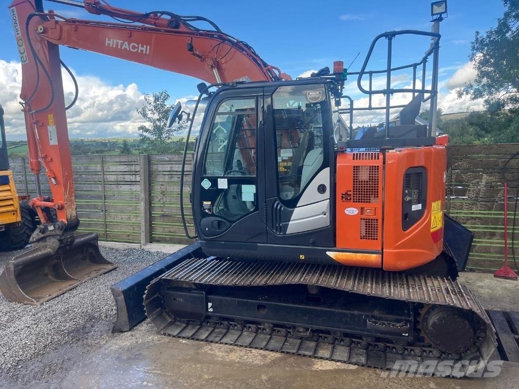 Hitachi ZX 135 US-6 Roomikekskavaatorid