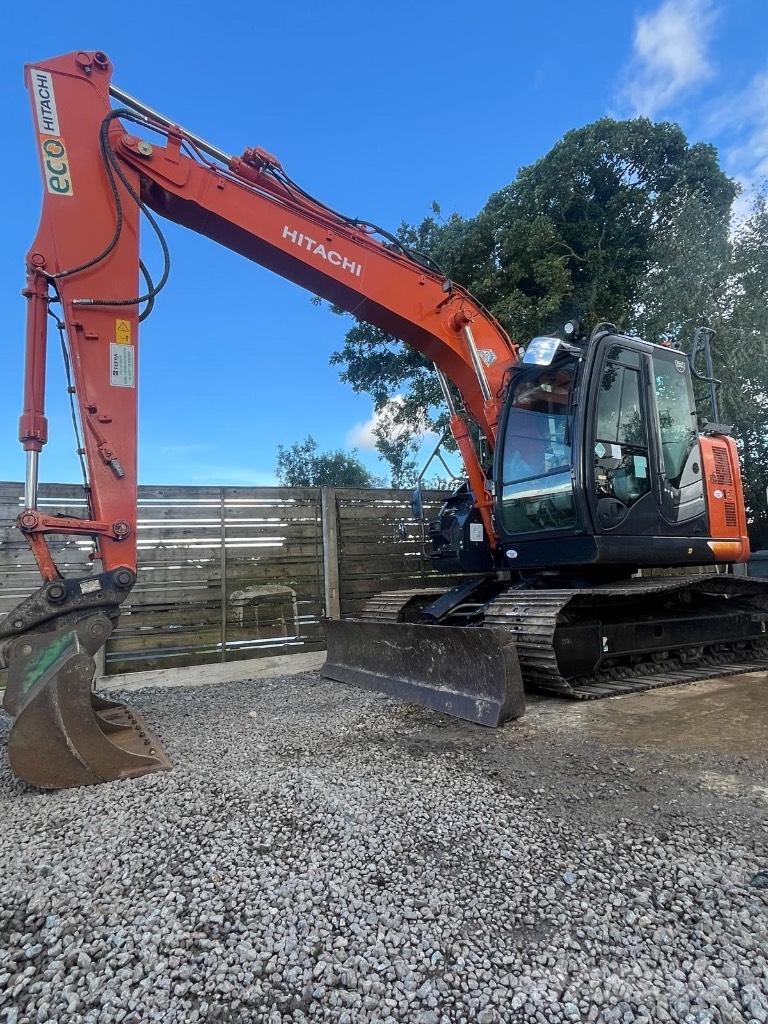 Hitachi ZX 135 US-6 Roomikekskavaatorid