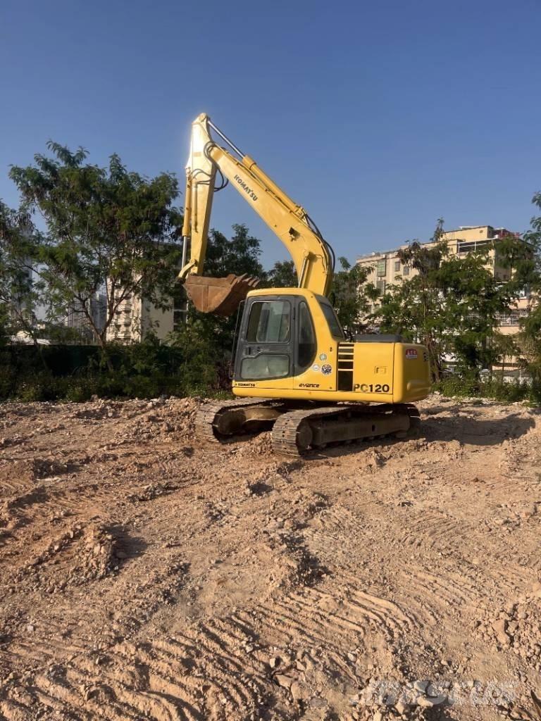 Komatsu PC120 Roomikekskavaatorid