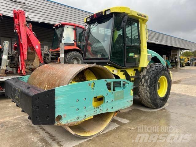Ammann ASC 150 D Ühe trumliga rullid
