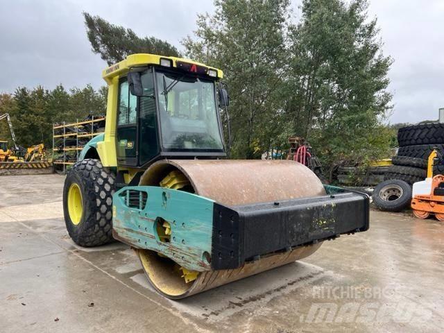 Ammann ASC 150 D Ühe trumliga rullid