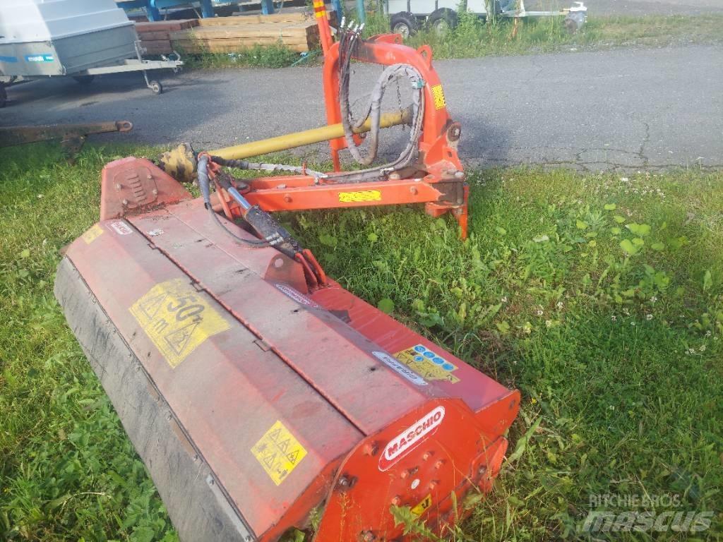 Maschio Giraffa 210 Karjamaade niidukid / pealselõikurid