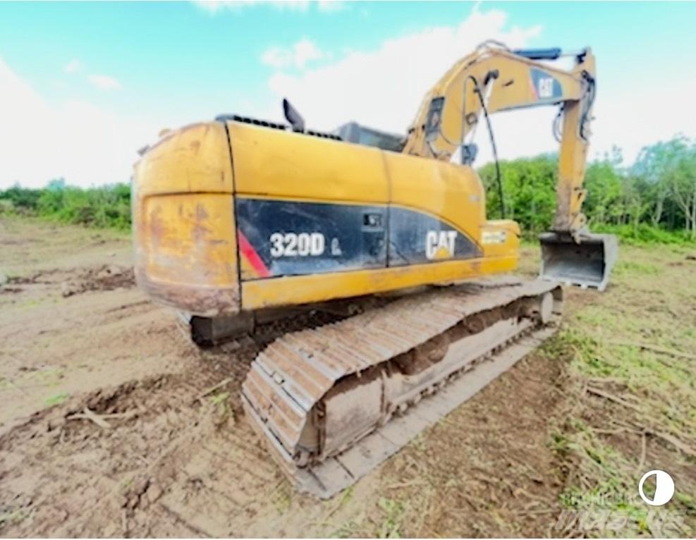 CAT 320c Roomikekskavaatorid