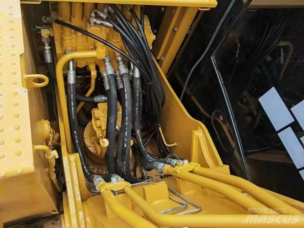 CAT 313GC Roomikekskavaatorid