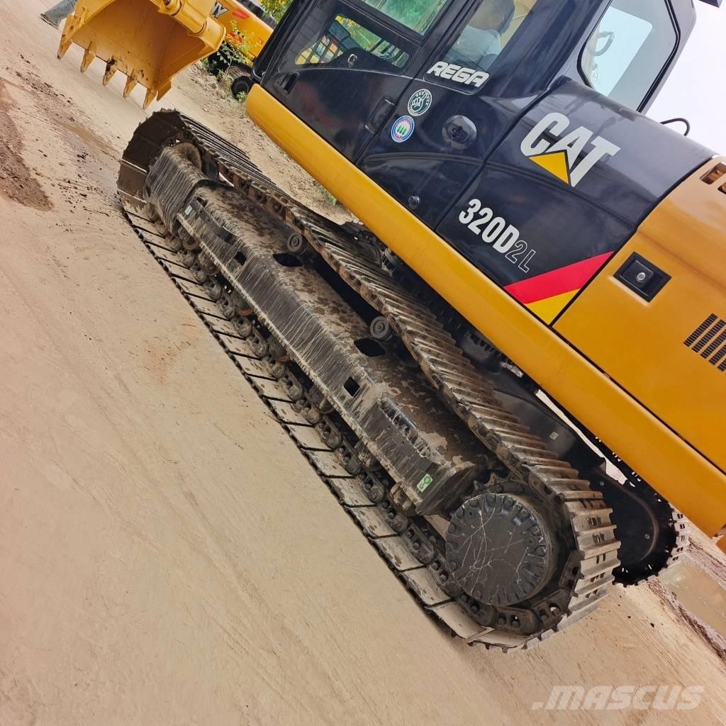 CAT 320 D-C7.1 Roomikekskavaatorid
