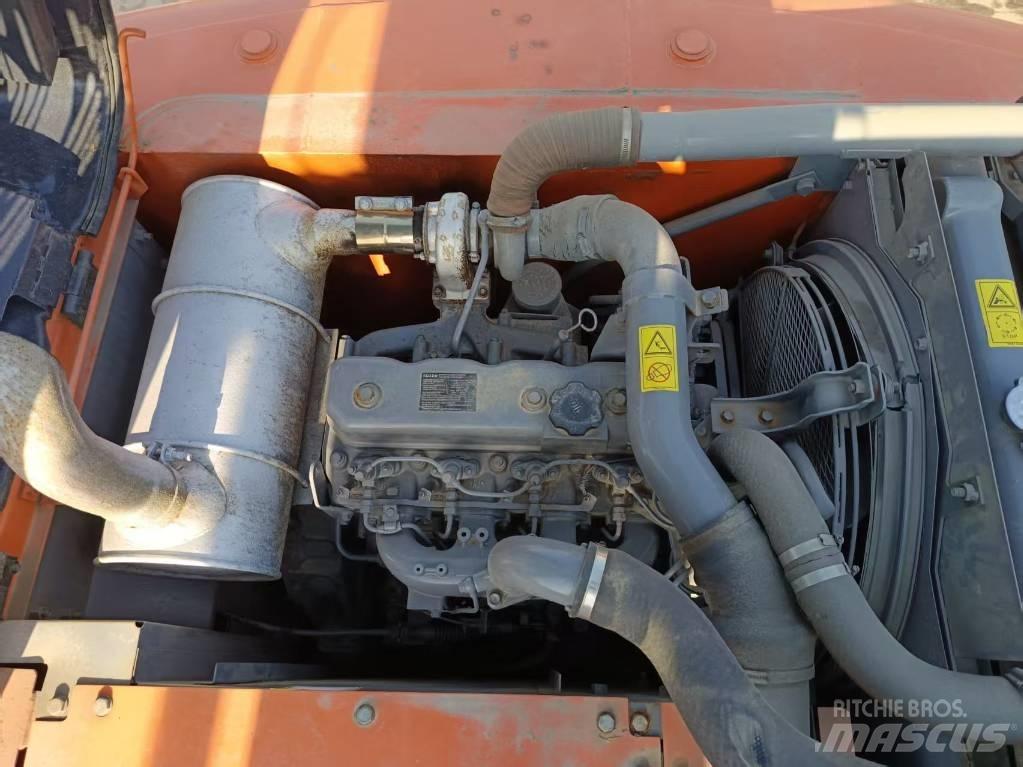 Hitachi ZX 160 Roomikekskavaatorid