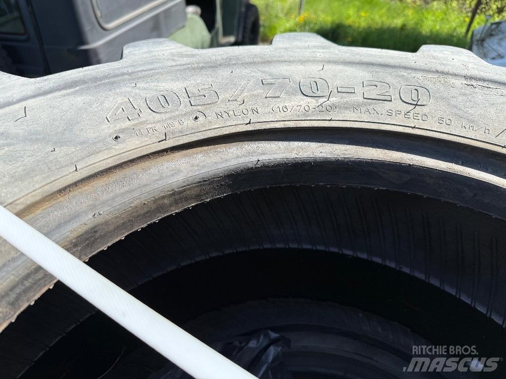 Mitas 405/70-20 Rehvid, rattad ja veljed