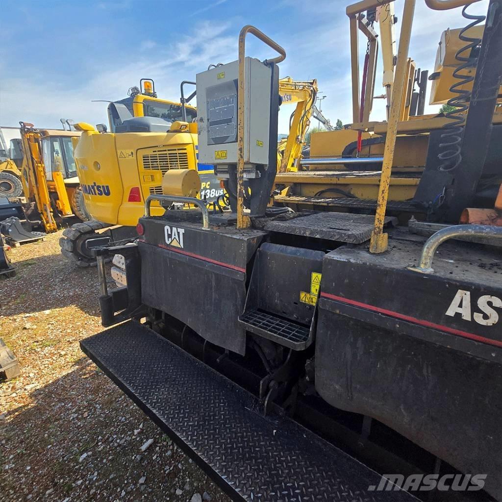 CAT AP 600 Asfaldilaoturid